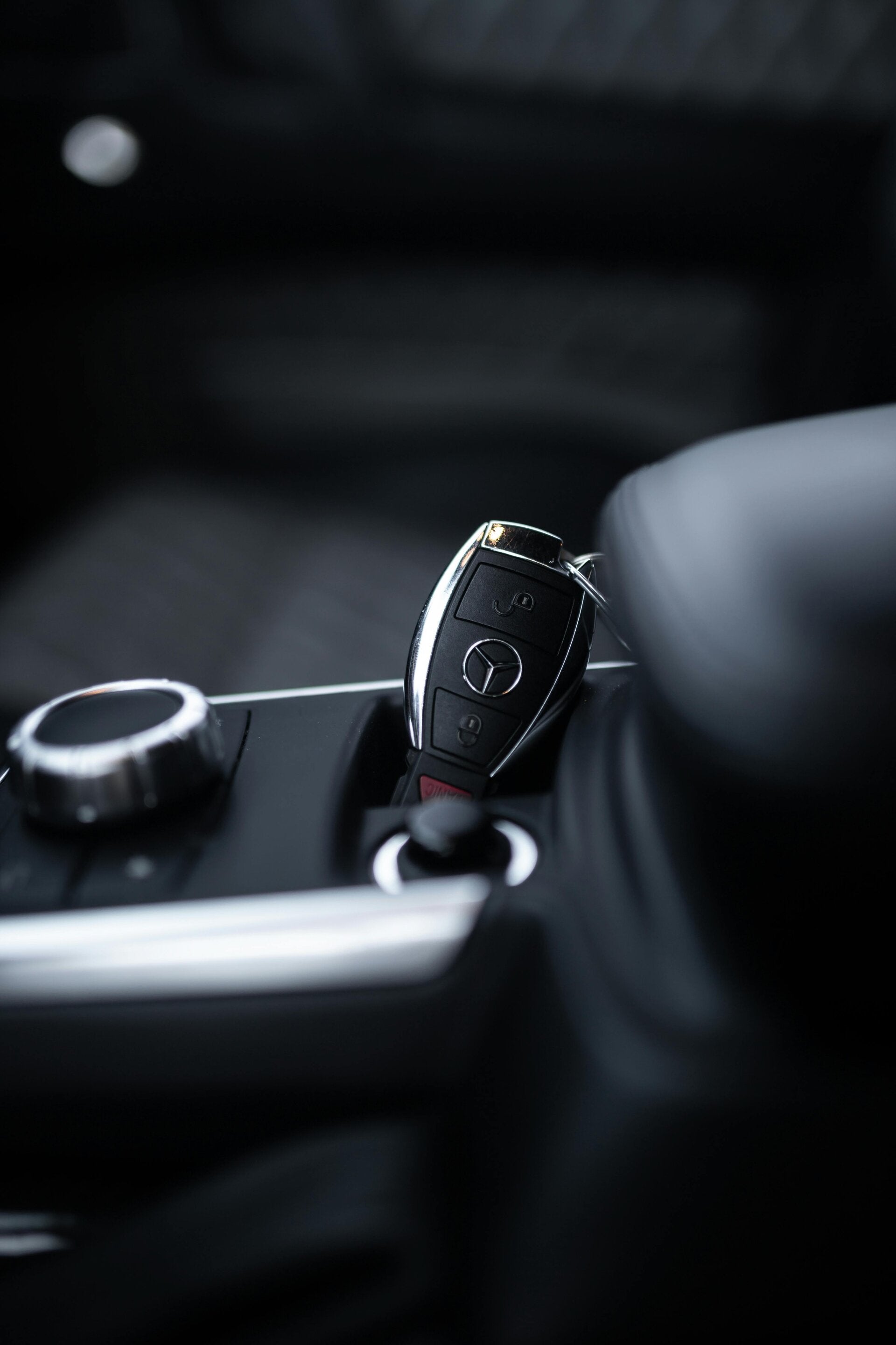 Smart key in het contact van een auto